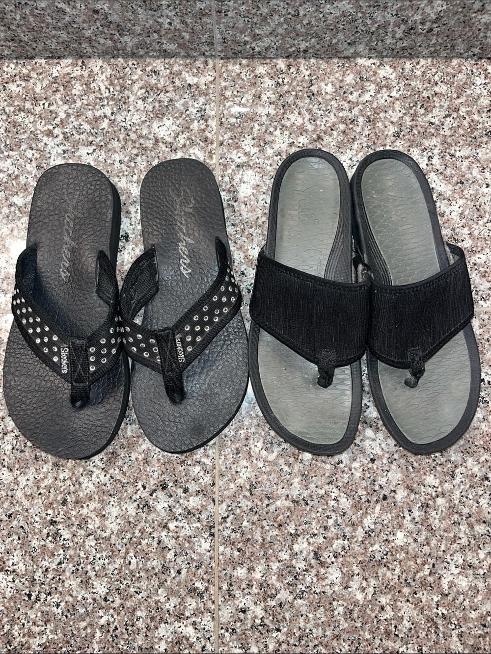 Bundle (2) sketchers and Yuu sandals size 8